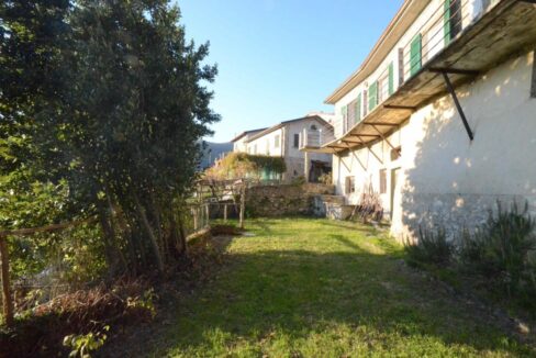 ESTERNO GIARDINO